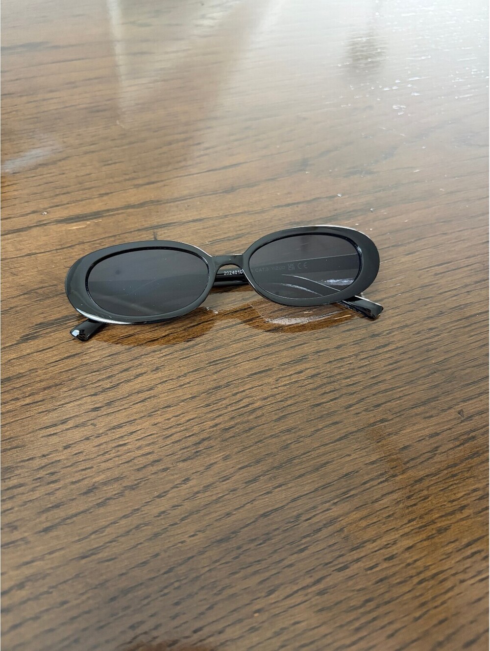 Black Oval Retro Sunglasses for Women